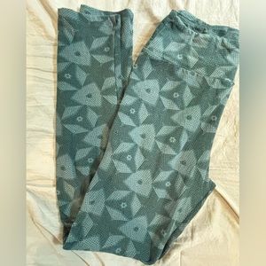 LuLaRoe OS leggings